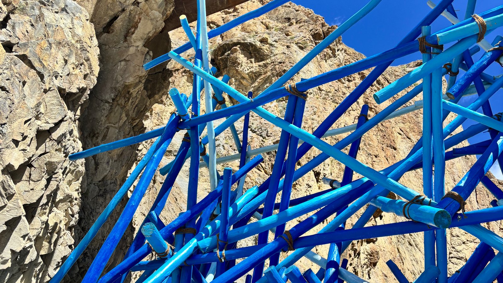 Cover Image: Blue Scaffold in the Zbayul by Avantika Bawa part of sā Ladakh Biennale